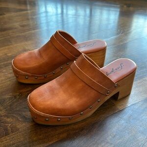 Free People Calabasas Clogs